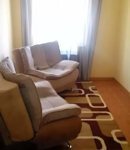 Appartement à 2 Chambres à Coucher